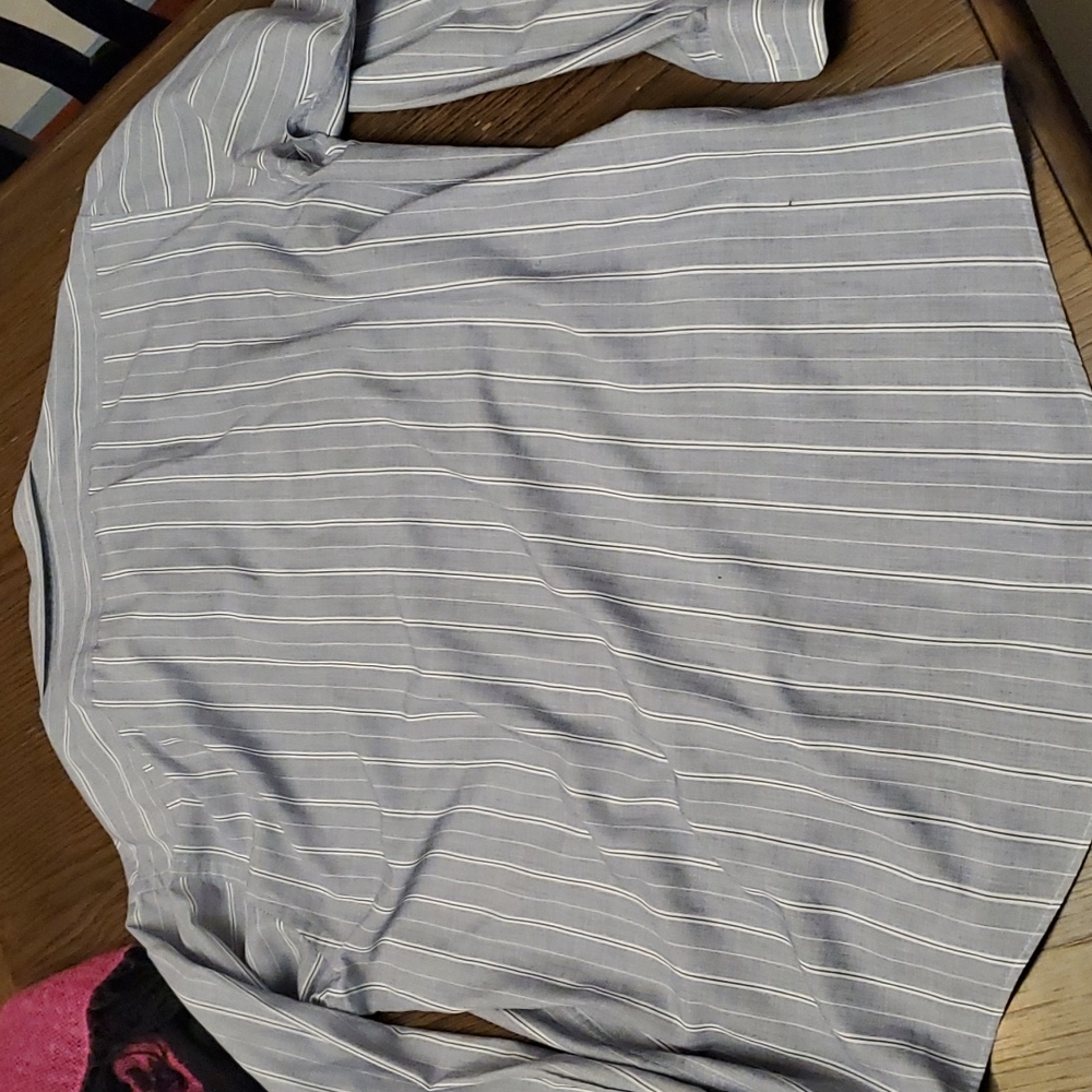 Unmarked button down - Picture 5 of 5